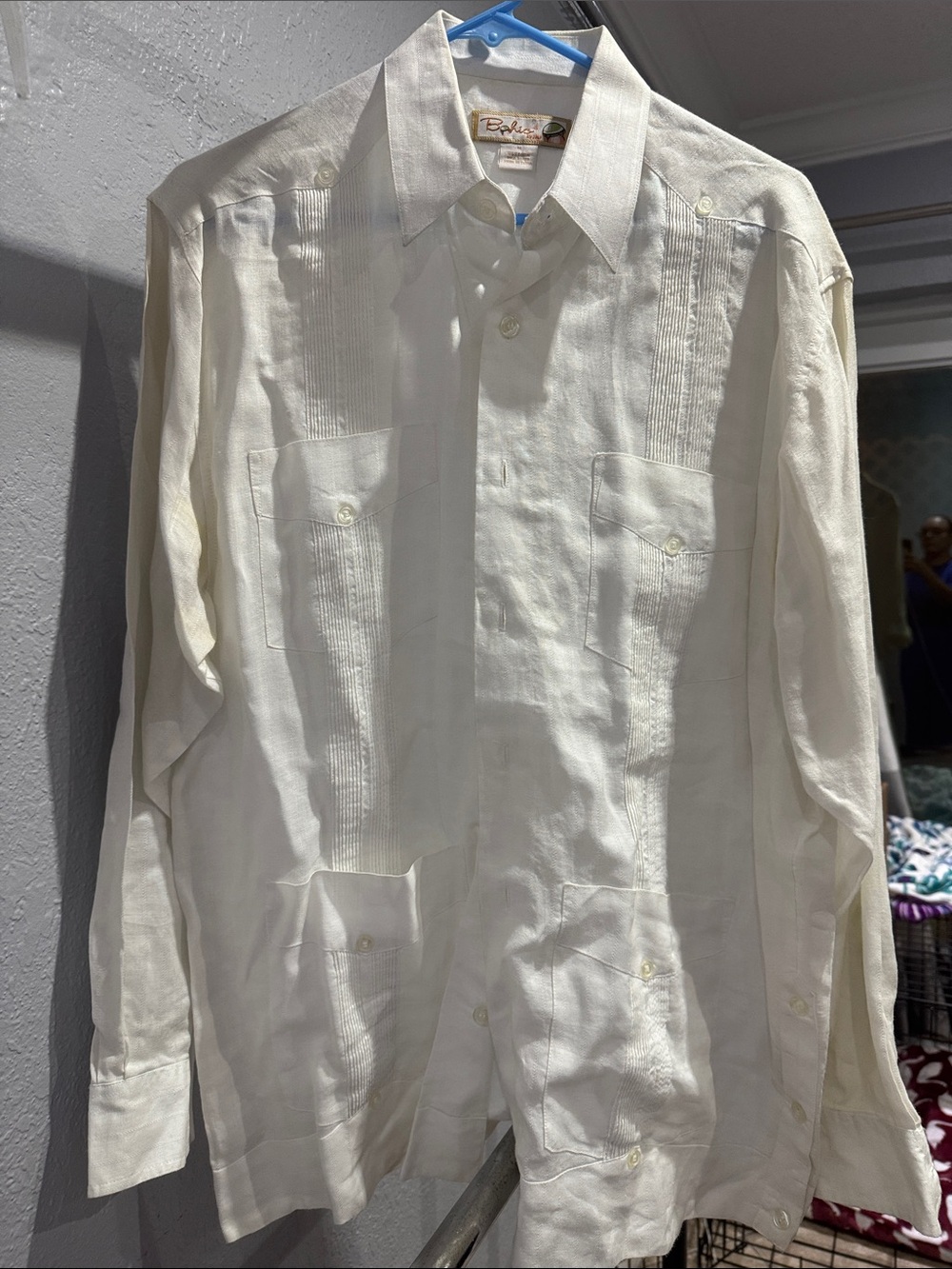 Classic Men's White Guayabera-Inspired Button-Down Shirt